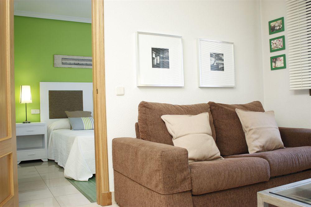 Apartament Wootravelling Plaza De Oriente Homtels Madryt Zewnętrze zdjęcie