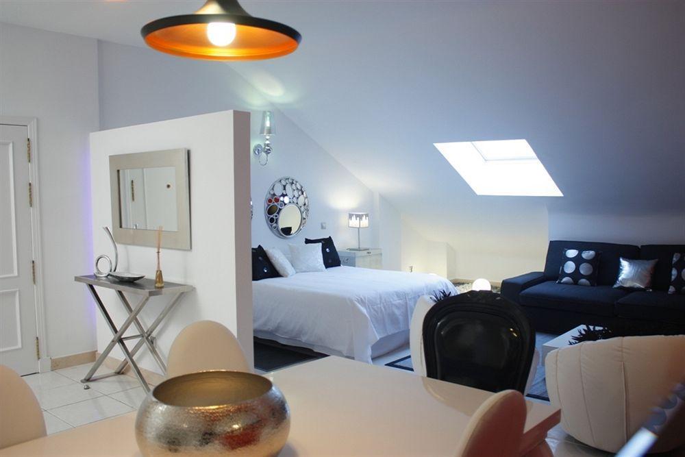 Apartament Wootravelling Plaza De Oriente Homtels Madryt Zewnętrze zdjęcie