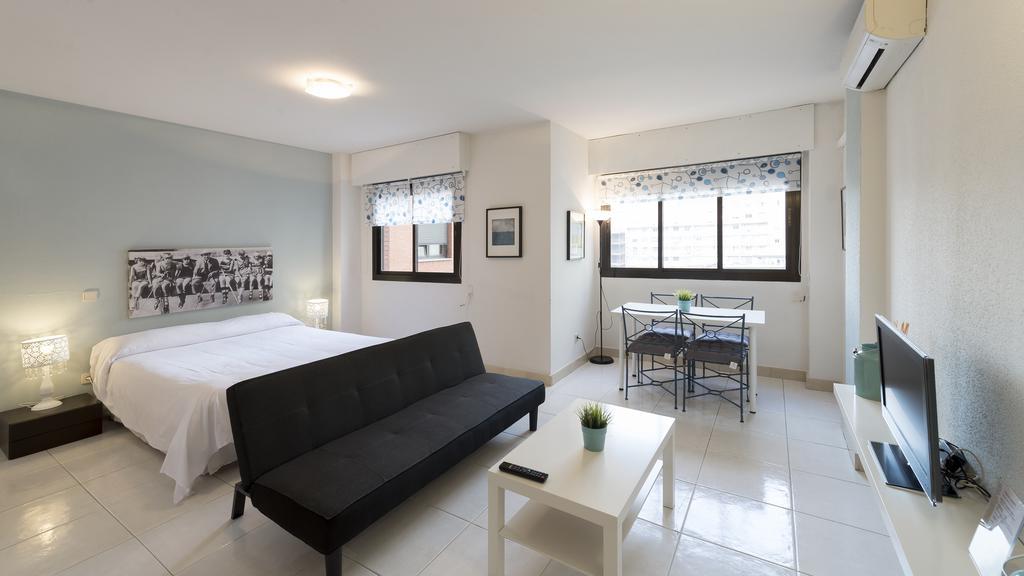 Apartament Wootravelling Plaza De Oriente Homtels Madryt Zewnętrze zdjęcie