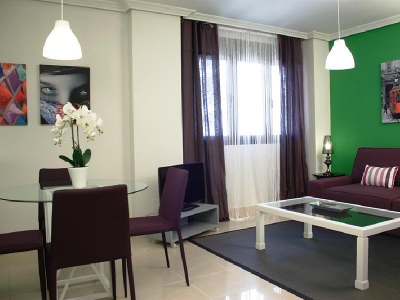 Apartament Wootravelling Plaza De Oriente Homtels Madryt Zewnętrze zdjęcie