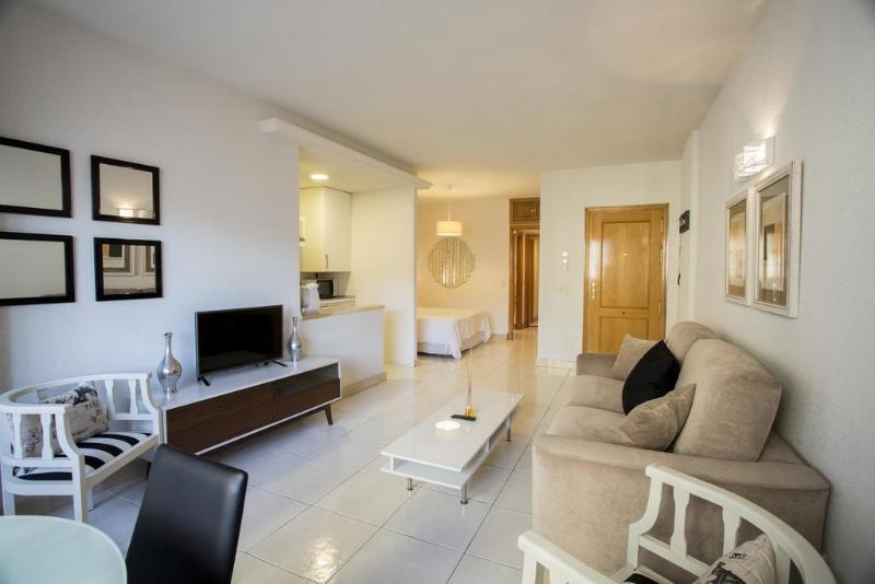 Apartament Wootravelling Plaza De Oriente Homtels Madryt Zewnętrze zdjęcie